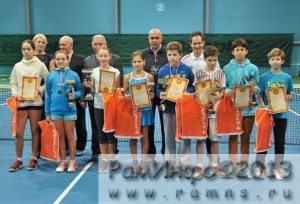 МАЛЕНЬКИЕ ДРАМЫ БОЛЬШОГО ТЕННИСА