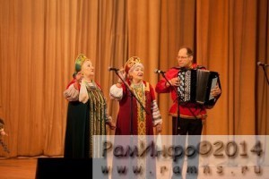 Мы под Москвой живем». Песня, посвященная 85-летию Московской области. Исполняют солисты ДК «Победа» п.Удельная В.Абдулина и Г.Головченко