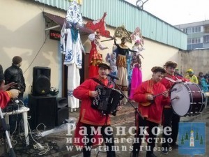 Весна стучится в двери к нам