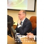 Вел оперативное совещание глава района В.Ф.Демин1
