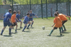 Около 60 воспитанников Подмосковных школ-интернатов сыграли в мини-футбол в Раменском районе