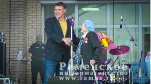Сергей Крупенин, Глава сп Чулковское наградил детей войны медалями