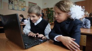 Более 80% родителей Подмосковья отдали голоса за пятидневную учебную неделю