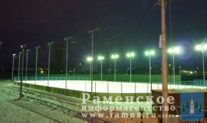 Завершены работы по реконструкции хоккейной коробки в пос.Электроизолятор