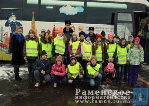 Необычное путешествие в страну Знаний ПДД