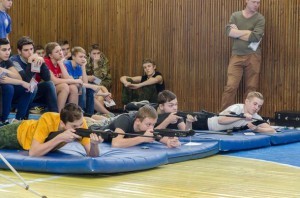 Соревнования по военно-спортивному многоборью провели в Раменском в воскресенье