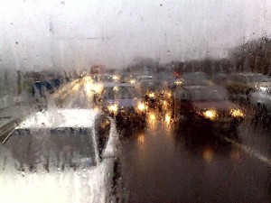 Госавтоинспекция Подмосковья обращается к участникам дорожного движения в связи с ухудшением погодных условий