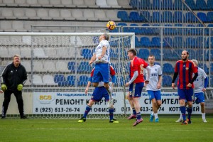 На поле стадиона «Сатурн» звезды футбола почтили память выдающегося спортсмена