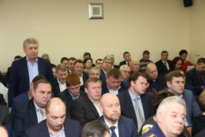 Вывоз мусора из частного сектора обсудили в администрации в понедельник