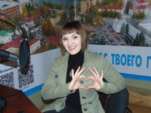 Гость студии — вокалист, автор песен Нина Гарнет