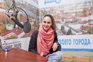 Певица, актриса, обладательница уникального тембра и яркой внешности Ева Бристоль