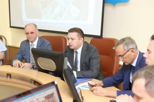 Оперативное совещание, состоявшееся 23 июля в районной администрации, провел глава Раменского района Андрей Кулаков