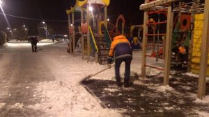 Сотрудники МБУ «Содержание и благоустройство» ведут уборку территорий городского поселения Раменское