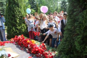 Торжественный митинг, посвященный Дню Победы, провели в п.Электроизолятор