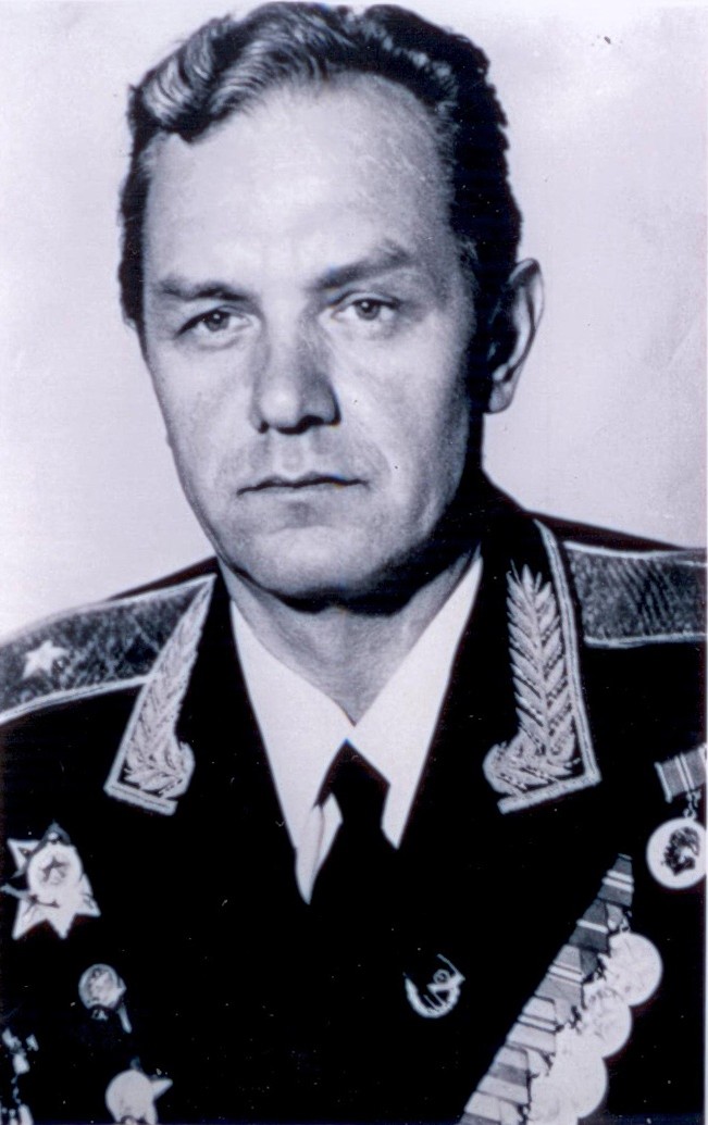 ЛОМБАХ Юрий Владимирович