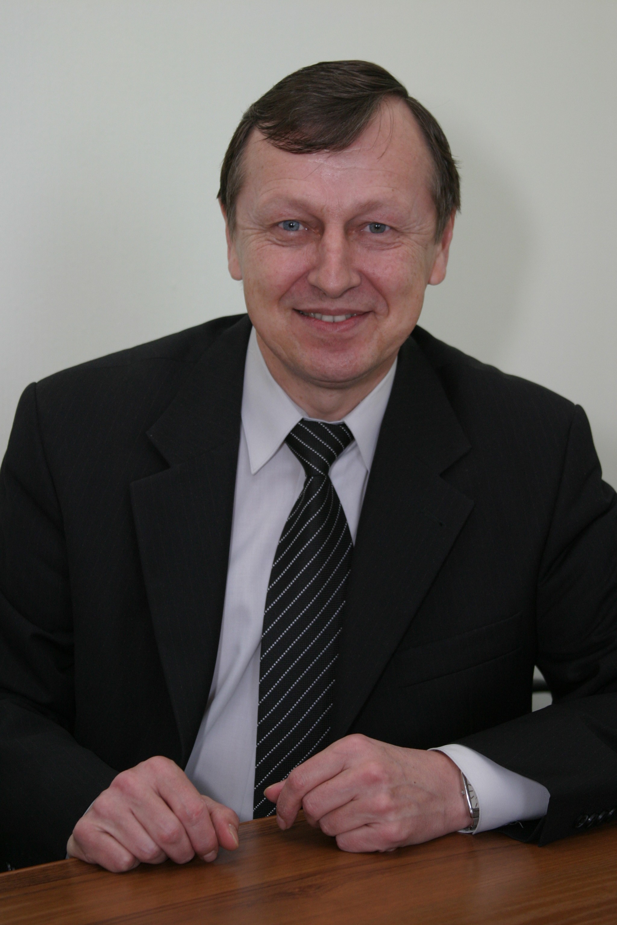 МЕЛЬНИКОВ Виктор Анатольевич (1956-2010)