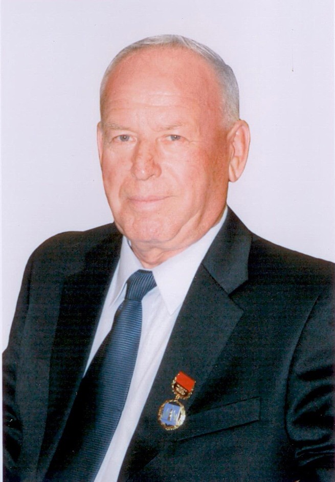 ВАЛОВ Михаил Васильевич (1934 – 2018)