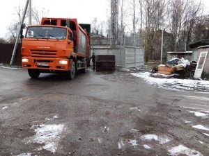 В Кратово продолжаются работы по  взаимодействию с региональным оператором «Эколайн – Воскресенск» для содержания контейнерных площадок в нормативном состоянии.