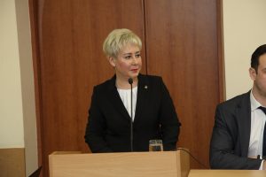 Завершается подготовка к новогодним праздникам