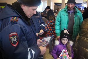 Госавтоинспекторы провели профилактическое мероприятие в городском кинотеатре