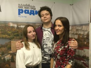 Гость студии — бортпроводник, хозяйка кафе и фотограф Ксения Гришуткина