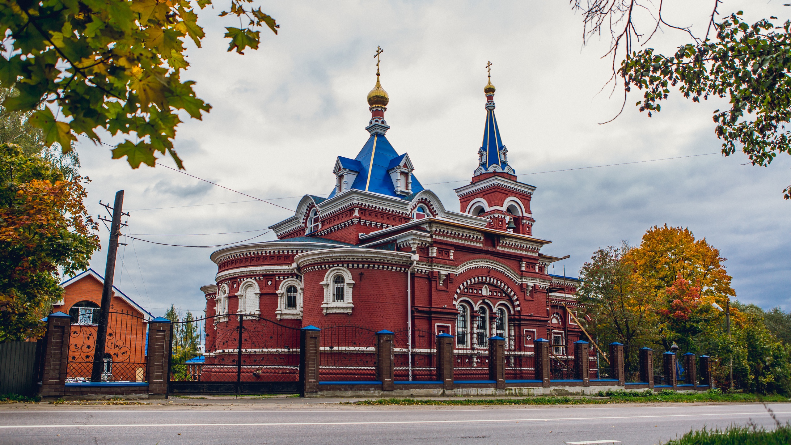 Раменский городской. Раменское Церковь парады фото 80 годов.