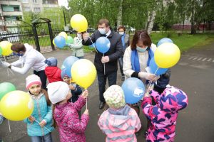 1 июня раменское местное отделение партии «Единая Россия» организовали акцию в честь Дня защиты детей