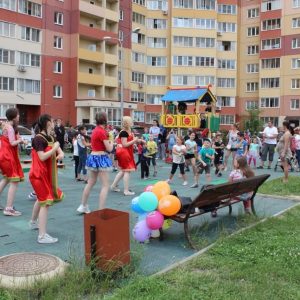 Островцы голосуют весело!