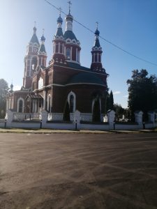 Новые парковочные места у храма в с.Игнатьево