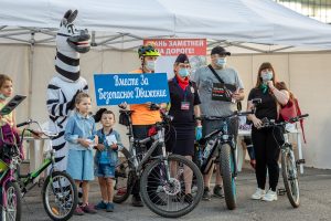 Раменская Госавтоинспекция приняла участие в  велопробеге, приуроченном к Дню Государственного флага Российской Федерации