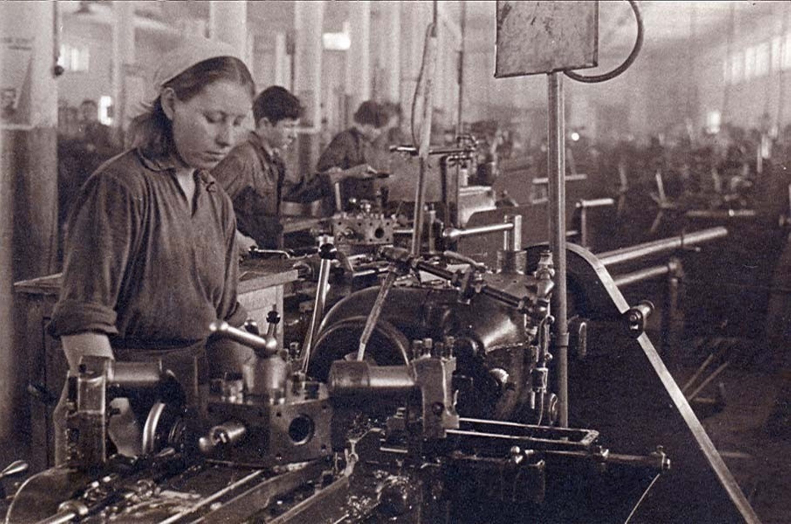 Заводы Новосибирска в годы войны 1941-1945