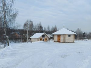 Закрытую купель освятили  в д.Устиновка