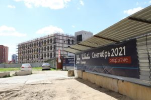 Работы по строительству школы в микрорайоне №10 идут по графику