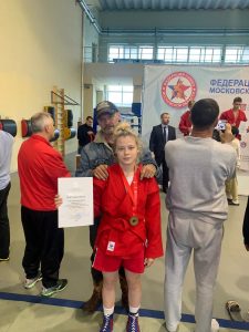 Раменские спортсменки завоевали две бронзовые медали на всероссийском турнире по самбо среди мужчин и женщин