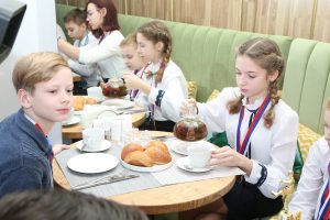 Сергей Артамонов и Ульяна Лягинская – юные чемпионы-каратисты