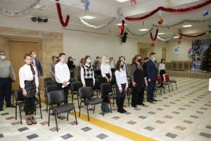 Юным жителям Раменского округа торжественно вручили первые паспорта