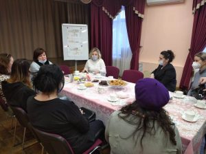 Наталья Асеева встретилась с родителями обучающихся во Власовской школе №13