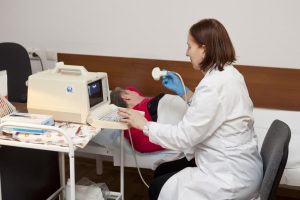 По причине «взрывного» роста заболеваемости COVID-19 работа поликлинического звена переформатирована