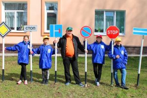 Лучшим педагогом по основам безопасности дорожного движения признан учитель школы №11 п. Дружба