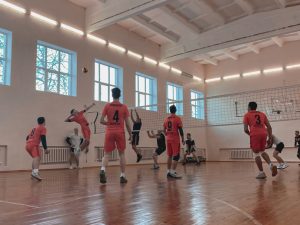 Волейбольная команда Раменского колледжа сыграла с командой «Факел»