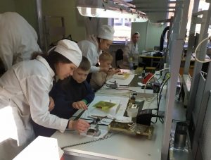 На Раменском приборостроительном заводе прошла экскурсия для раменских школьников