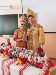 Проект Вялковского дома культуры «Странствующая сказка» побывал в Зюзинской школе