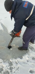 Раменская служба спасения предупреждает об опасности нахождения на льду водоемов