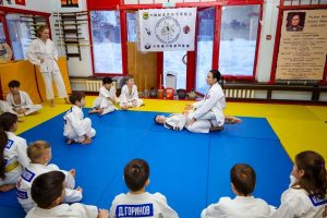 5 января на базе стадиона Сатурн в Детской Школе Единоборств «Русский Самурай» прошел мастер-класс по борьбе в партере