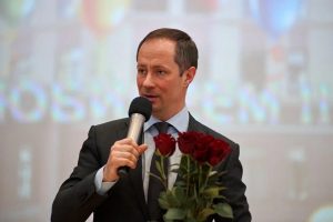 Роман Терюшков поздравил педагогов раменской гимназии