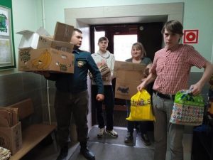 Пункт сбора макулатуры работает в отделе досуговой деятельности «Юность»