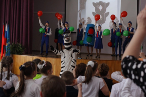 В этом году  6 марта исполнилось 50 лет со дня создания первых отрядов юных инспекторов движения  в России