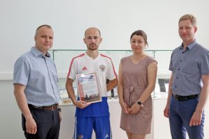 Молодой человек, который помог спасти мужчину на Чернавке, получил благодарственное письмо