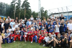 Раменский партактив провел масштабную открытую тренировку по боксу и кикбоксингу