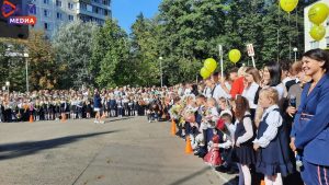 Для первоклассников Гимназии №2 прозвенел первый звонок